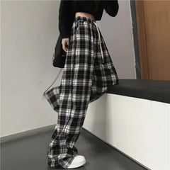 Hnewly Oversize Women Sweatpants Fashion Black Plaid Casual Pants Baggy Elastic Waist Pockets Student Unisex Hip Hop Loose Trousers