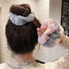 Hnewly Autumn Winter New Sweet Plush Soft Girls' Women Pompom Hair Ties Elastic Hair Band Ropes Accessories Headwear