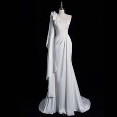 Hnewly Light Wedding Dress Super Fairy Bride One Shoulder Out Veil Engagement Banquet Light Luxury Slimming Fish Tail Dress Customized