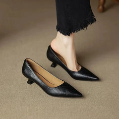 Hnewly A new French-style pointed-toe, elegant, shallow single-toe women's shoe, a versatile commuter slim heel women's shoe