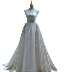 Hnewly Satin Wedding Dress Strapless Morning Robe Bridal Engagement Certification Toasting Dress French Luxury Simple Dress Customized