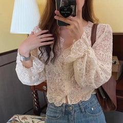 Hnewly Retro V-neck Inner Lace for Women Heavy Industry Embroidery Design Horn Lace Tops