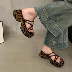 Hnewly 2024 New Summer Women Slipper Fashion Ladies Elegant Slides Shoes Open Toe Slip On Outdoor Sandal Shoes