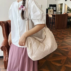 Elegant Leather Shoulder Bag By Famous Designer For Women - Luxury Brand Popular Classic Crossbody Handbags
