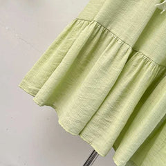 Hnewly French style ruffle edge three-dimensional flower suspender dress women's summer seaside vacation style pleated long skirt