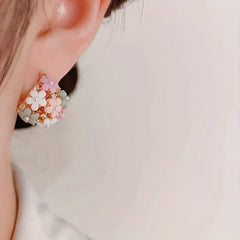 Hnewly 1 Pair Fashion Floral Hoop Earrings for Women Alloy with Resin Inlay Japanese Korean Style Suitable for Daily Wear and Weddings