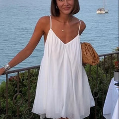 Hnewly Fashion Pleated V-Neck Mini Puff Dress Female Sexy Backless Beach Vocation Suspender Vestido Casual Loose A-Line Short Dresses