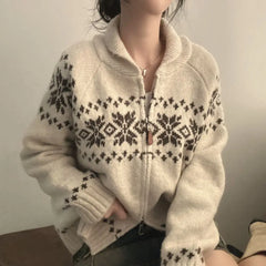 Hnewly Zip-up Fair Isle Sweater for Women Cozy Knitwear Polo Collar Zipper Front Knitted Jacket Ladies Autumn Winter Vintage Outfit