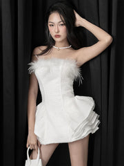 Hnewly Cutenew Sweet Feather Patchwork Dress Women Christmas Sexy Strapless Plaid Tierred Backless Party Club Elegant Mini Bodycon