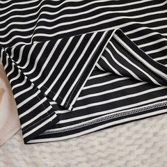 Hnewly Classic Black White Striped Sweatshirts Casual Loose Turn-down Collar Women's Spring 2025 New Korean Long Sleeve T-shirt Top