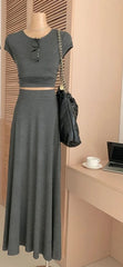 Hnewly Summer New Fashion Set: Grey Round Neck Slimming T-shirt with Large Skirt Skirt Style and Half Body Skirt Trend