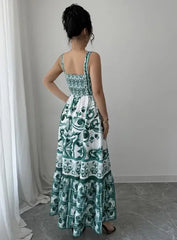Hnewly Women's Elegant and Minimalist Sleeveless Maxi Dress, Floral Baroque Print with V - Neck and Tiered Skirt