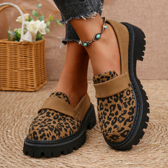 Hnewly Fashion New Thick-soled Sexy Large-size Walking Shoes Spring/autumn Round Leopard Print Comfortable Casual Sneakers for Women