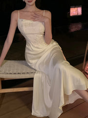 Hnewly White Tight Hip Sexy Beach Style Women's Dresses French Elegant Solid Color Slash Neck Fashion Chic Female Evening Dress