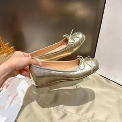 Hnewly Spring/Autumn Round Head Sexy Comfortable Non-slip Casual Sneakers Fashionable New Style Bow Elegant Flat Shoes for Women