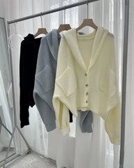 Hnewly Women's Hooded Cardigan Button Up with Pocket Knitted Sweater Hoodie Slouchy Knitwear Fall Winter Casual Chic Outfit