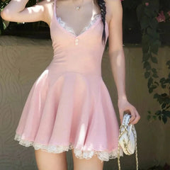 Hnewly DRESS TO IMPRESS Sweet Aesthetic A-line Mini Skirt Women Coquette Aesthetic Contrast Lace Patchwork Sleeveless V-neck Sundress Holiday