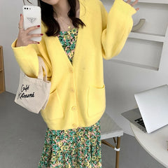 Hnewly Women Cardigan Sweater y2k Clothes Solid Color V Neck Single Breasted Long Sleeve Knitted Tops with Pockets Streetwear