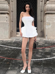 Hnewly Cutenew Sweet Feather Patchwork Dress Women Christmas Sexy Strapless Plaid Tierred Backless Party Club Elegant Mini Bodycon