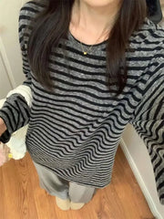 Hnewly Autumn Women Harajuku Striped T Shirt Long Sleeve O-Neck Casual Oversize Top Femme Streetwear Black Grey Loose Street Tops Y2K