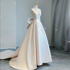 Hnewly Retro Satin V-neck Wedding Dress With Simple Temperament Engagement Birthday Dress Backless Bow Big Tail Customized