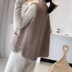 Hnewly casual winter outfits Women Warm Faux Lamb Fur Sleeveless Coat With Pockets Zipper Casual Cardigan traf Jackets Office Coat Vest Winter Autumn