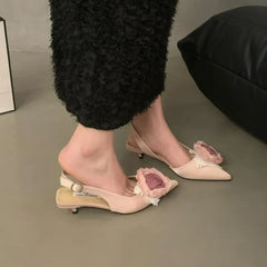 Hnewly New Flower Designer Sandals Women Elegant Satin Mule Shoes Summer Pointed Toe Pumps Low Heel Flowers Slingback Sandals Female