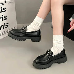 Hnewly Chunky Heel Platform Metal Chain loafers Women Pumps Black round toe small leather shoes Female Casual Retro JK Uniform shoes