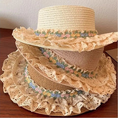 Hnewly Sweet Large Brim Straw Sun Hat Sun Protection with Lace Trim Lace Ribbon Bucket Hat UV Protection Beach Sunshade Hat Summer