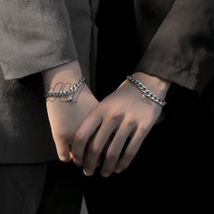 Hnewly 2Pcs/Set Magnet Couple Bracelets Heart Attraction Bracelet Stainless Steel Charm Simple