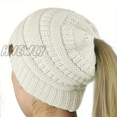 Hnewly Classic Coldproof Thick Beanie With Ponytail Hole Solid Color Chunky Cable Knit Hats Label