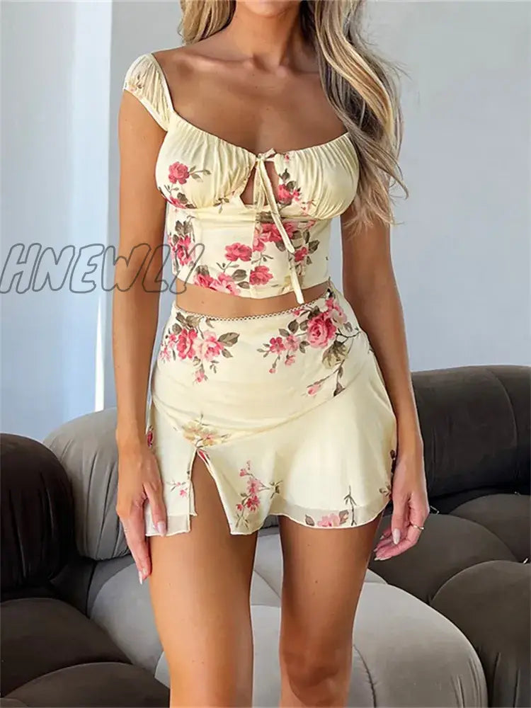 Hnewly Elegant Floral 2 Pieces Sets Women Suits Summer Beach Party Outfits Short Sleeve Tie Up