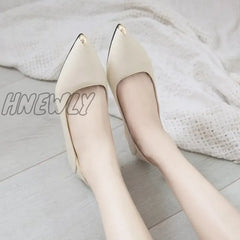 Hnewly Plus Size 41 Women Pumps Patent Leather Dress Shoes Low Heels Ol Office Lady Leaf Boat Shoe