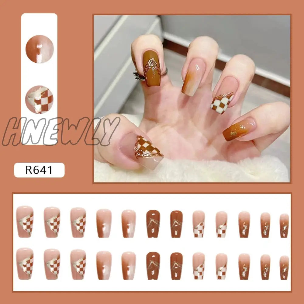 24Pcs/Box Fake Nails Press On Short Reusable With Designs Set French Artificial Pink Kawaii False