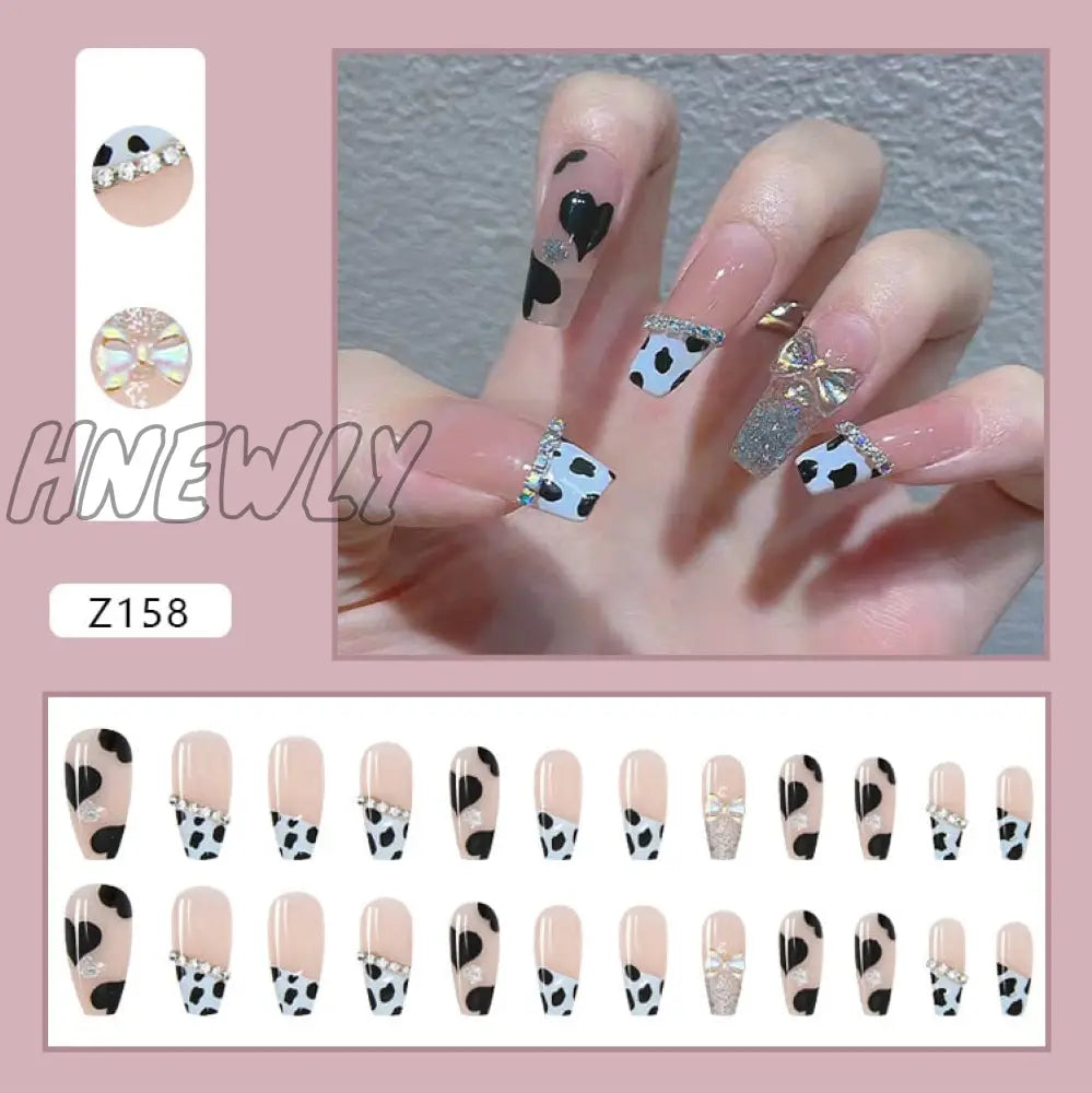 24Pcs/Box Fake Nails Press On Short Reusable With Designs Set French Artificial Pink Kawaii False