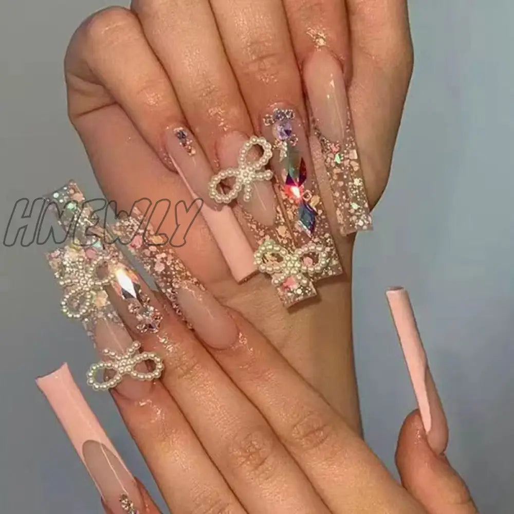 24Pcs Christmas Exclusive False Nails Wearable Long Xmas Style Fake Elk Snowflake Design Full Cover
