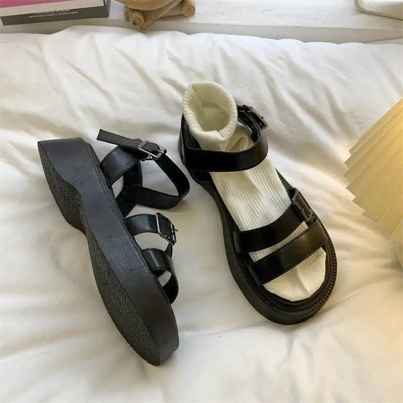 Hnewly Summer Causal Ladies Flat shoes woman Flat Platform Sandals Women Open Toe Gladiator wedges Women Shoes sandals