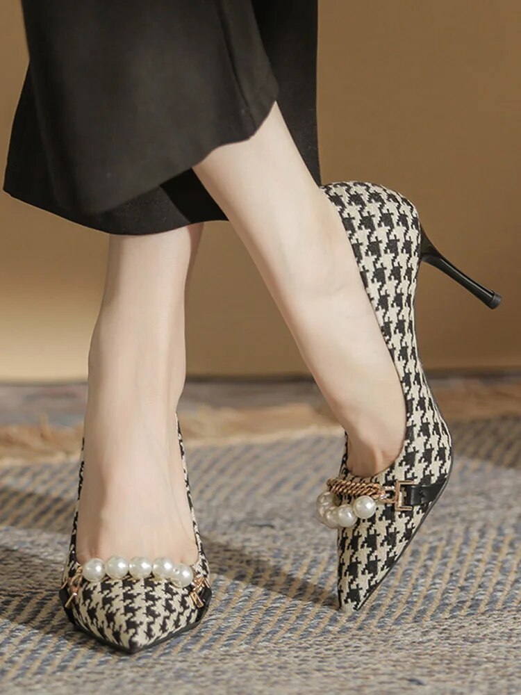 Hnewly Plus Size 41 Woman Pumps Pointed Toe Pearls Chain High Heels Dress Shoes Houndstooth Stilettos Plaid Boat Shoes for Female