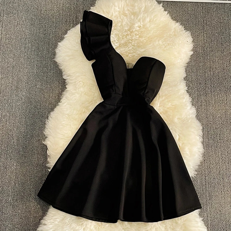 Hnewly Women Black White Ruffled One Shoulder Sleeveless Mini Dress Strapless Mesh Patchwork High Waist A-line Party Dress Vestidos