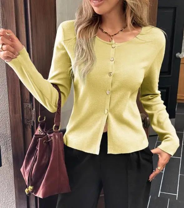 Hnewly  Autumn/winter Women's Elegant Knit Cardigan Soft Fabric with Metal Button Detail and Fitted Cut Versatile Top