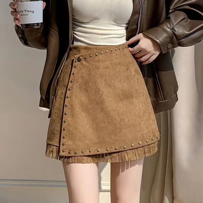 Hnewly  Autumn and Winter Slimming Features Heavy Rivets Deerskin Velvet Tassels Retro New Style High-end Feel High-waisted Brown Skirt