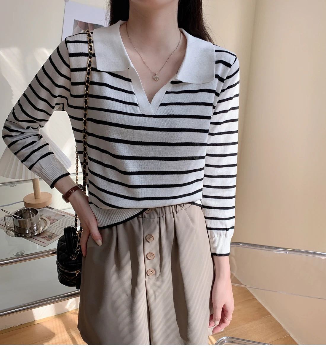 Hnewly  Striped Knit Pullover Sweater Women's Autumn 2025 New Lapel Shirt V-neck Loose Long Sleeve T-shirt Fashion Bottoming Short Top