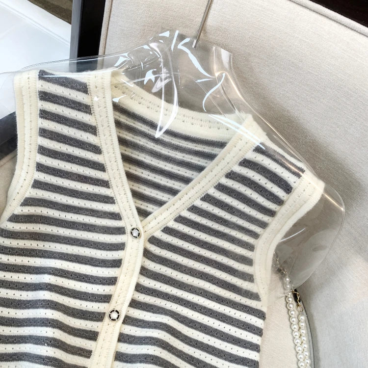 Hnewly  Spring V-Neck Striped Knitted Vest Korean Hollow Out Sleeveless Top Women's 2023 Autumn Loose All-Matched Outwear Cardigan Tank