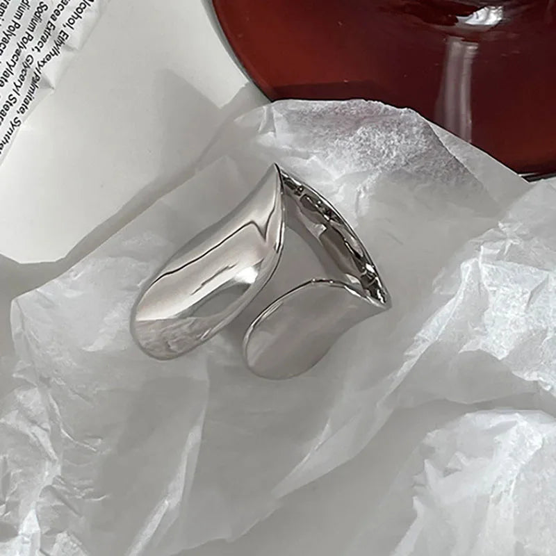 Hnewly Minimalist Silver Color Cuff Rings for Women Couples New Fashion Creative Smooth Pattern Geometric Party Jewelry Gifts