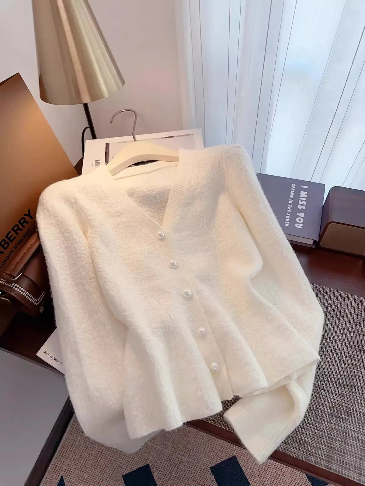 Hnewly  Solid V-neck Cardigan Sweater Women Autumn/Winter French Style Puff sleeve Coat Hold The Waist Fishtail knitted Short Top