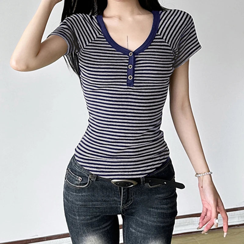 Hnewly Harajuku Striped Print Crop Top Summer Vintage 2000s Button-up V Neck Short Sleeve T-shirts for Women y2k Streetwear Tees