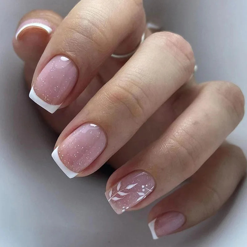 Hnewly 24Pcs Naked Pink French White Side False Nails Short Simple Nail Beauty Press on Fake Nails Full Cover Artificial Nails Tips