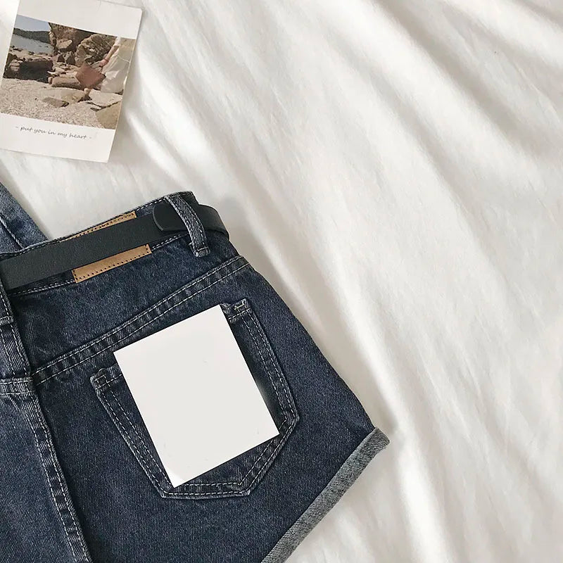 Hnewly  Versatile High Waisted Denim Shorts Summer 2025 New  Rolled Edges Loose Wide Leg Hot Pants Minimalist Women's Beach Pants