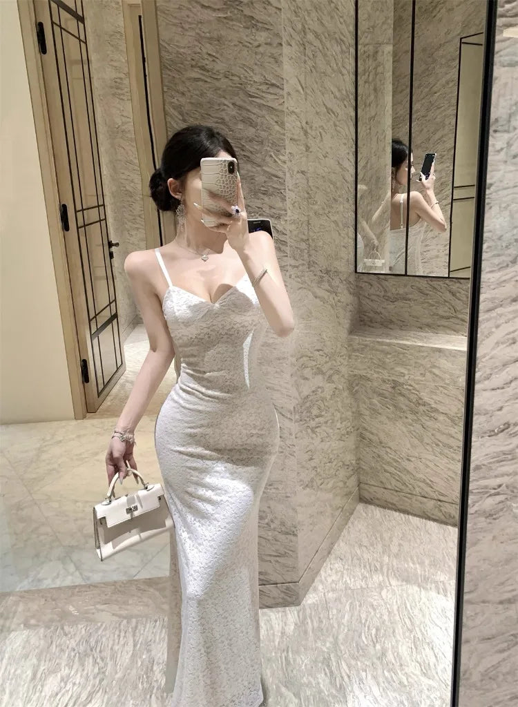 Hnewly  Woman Dress Sexy Elegant Sleeveless V Neck Lace Patchwork Backless Slim Sweet Temperament Party Dresses Female Chic