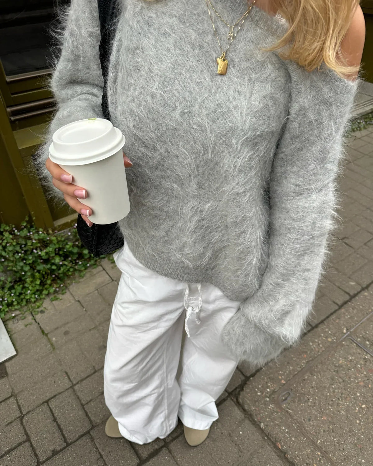 Hnewly  Chic Off-should Fuzzy Sweater Women Loose Solid Slash Neck Long Sleeves Warm Pullovers Female Spring Winter Casual Lady Top